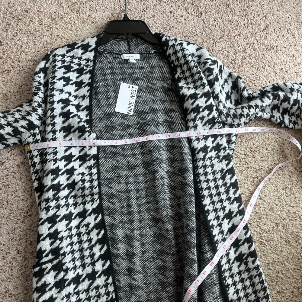 Nine West Black & White Houndstooth Open-Front Cardigan - Picture 6 of 7